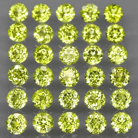 High grade 9.03ct untreated apple green Peridot set