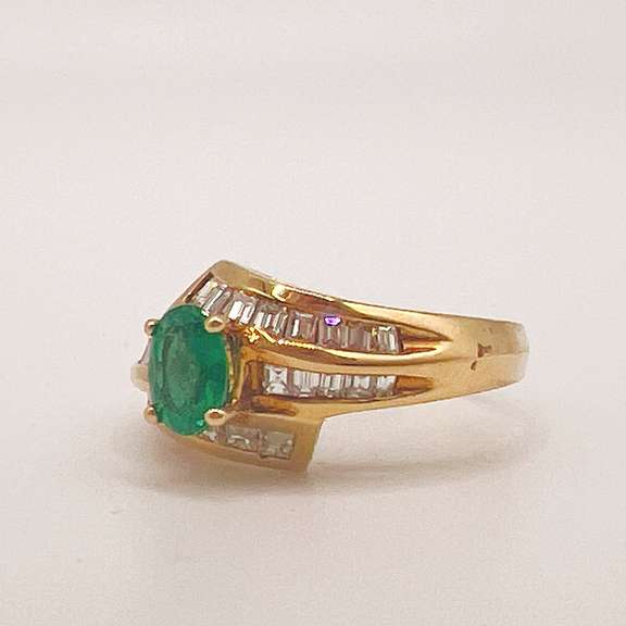 18kt Yellow Gold, Emerald, & Diamond Cocktail Ring