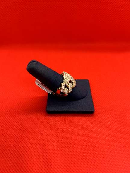 MENS 14K YELLOW GOLD RING WITH 1.89 CARAT OF DIAMOND