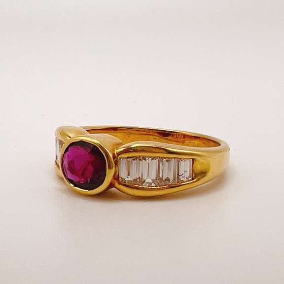 18kt Yellow Gold, Ruby, & Diamond Ring