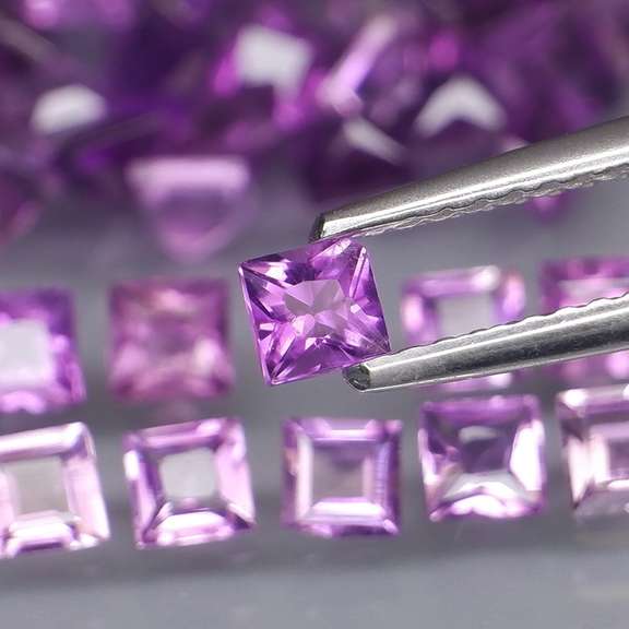 Look at that purple! 7.35ct matched bright purple Amethyst set
