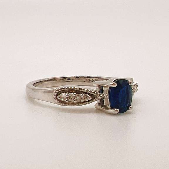 14kt Gold, Blue Sapphire, & Diamond Cocktail Ring