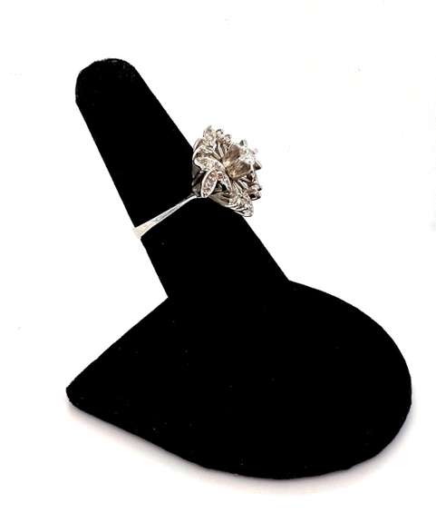 Dramatic 18kt White Gold Diamond Floral Ring