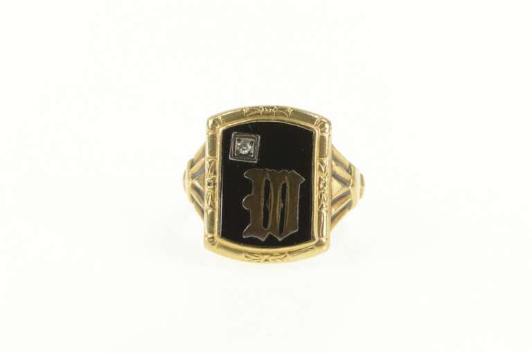 10K Yellow Gold Victorian Black ONyx Diamond M W Monogram Ring