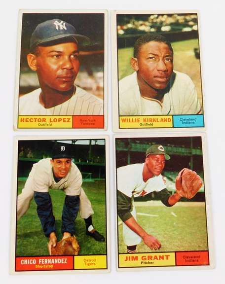 4 Topps 1961 Baseball Cards