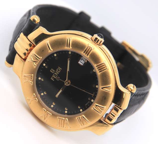 Fendi Orologi Quartz Gold Plated Watch