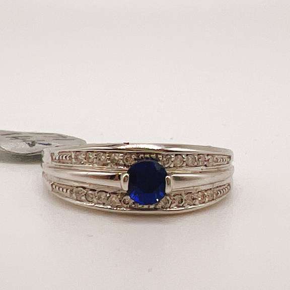 14kt Gold, Blue Sapphire, & Diamond Cocktail Ring