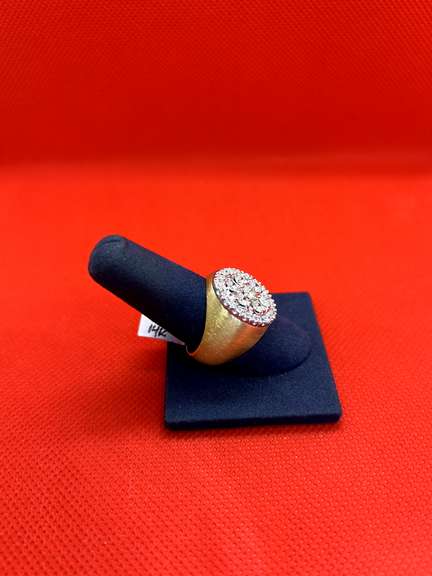 MENS 14K YELLOW GOLD RING WITH 2.50 CARATS OF DIAMOND