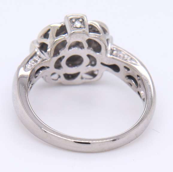 Wonderful White Gold opal and Diamond Cocktail Ring