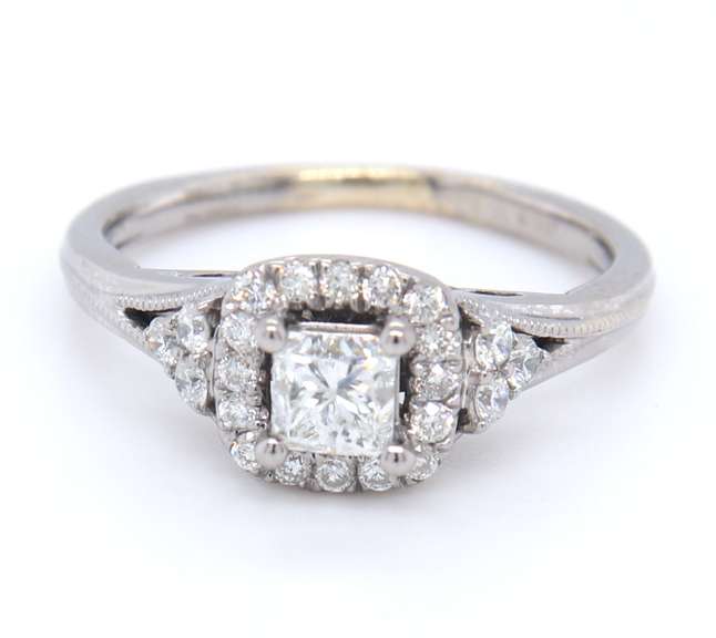 Dazzling White Gold Princess Cut Center Diamond Halo Ring