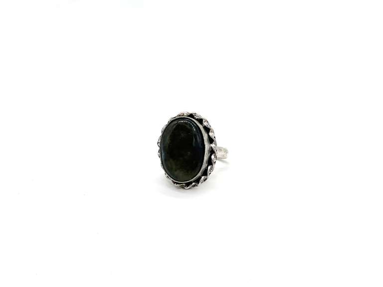 Ovular Blue-Gray Sheen Labradorite Stone in Tibetan Silver Rope Design Ring