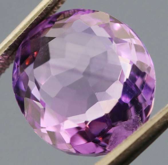 Superb 6.84ct natural vibrant lilac Amethyst