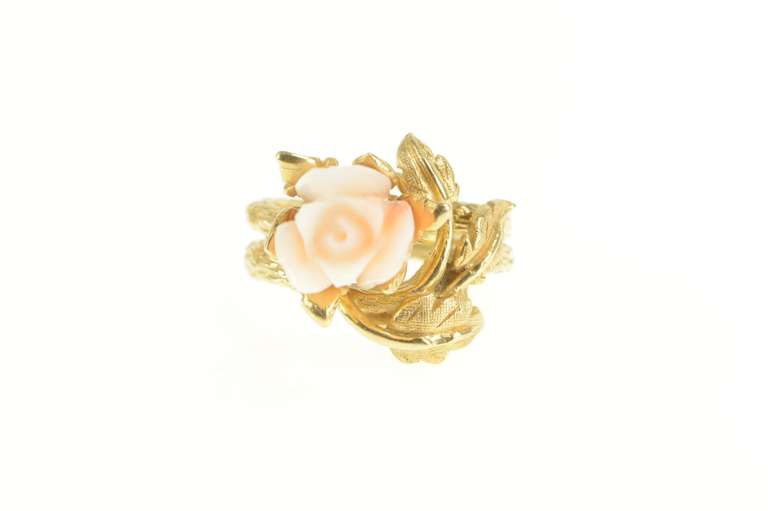 14K Yellow Gold 1960's Carved Coral Rose Vine Bridal Set Ring