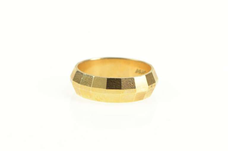 14K Yellow Gold Squared Disco Ball Pattern Retro Band Ring