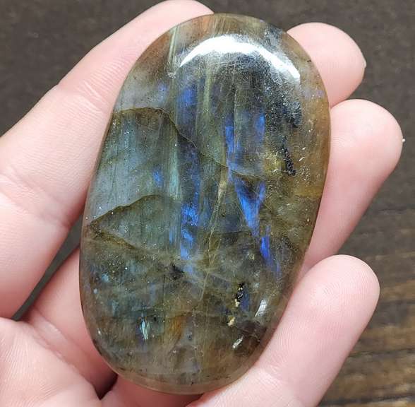 Rare blue flashing! 137.31ct Labradorite cabochon