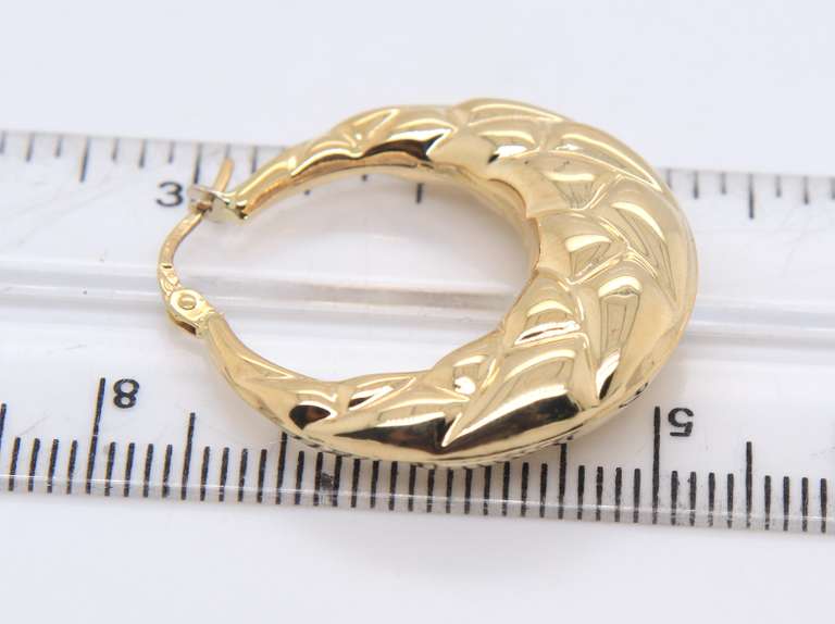 Stunning Yellow Gold Quilted Hoop Earrings