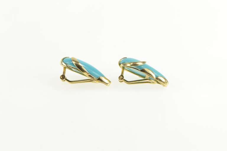 14K Yellow Gold Pear Turquoise Cabochon Ornate Vine Earrings