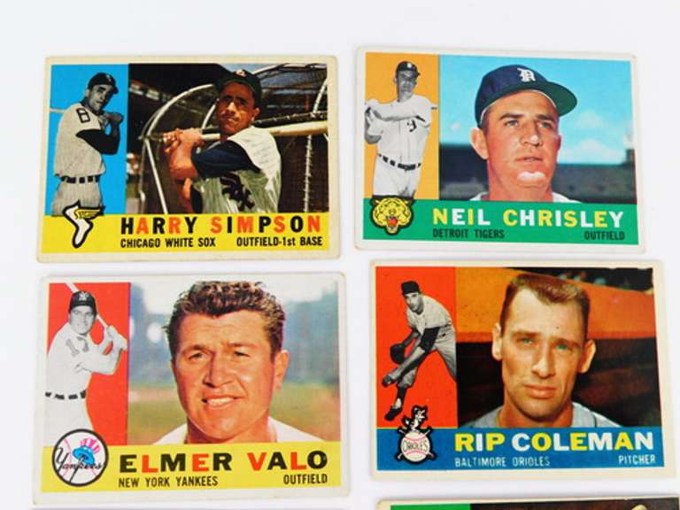 8 Topps 1960 Baseball Cards