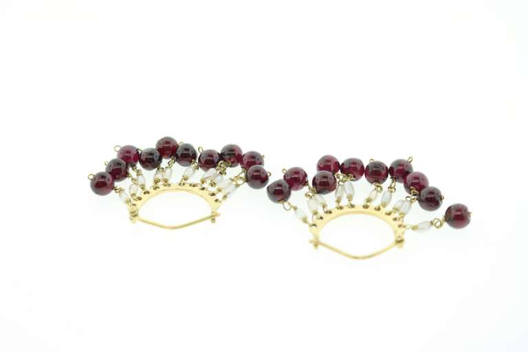 Garnet and Pearl Dangle Earrings in 18KT Yellow Gold