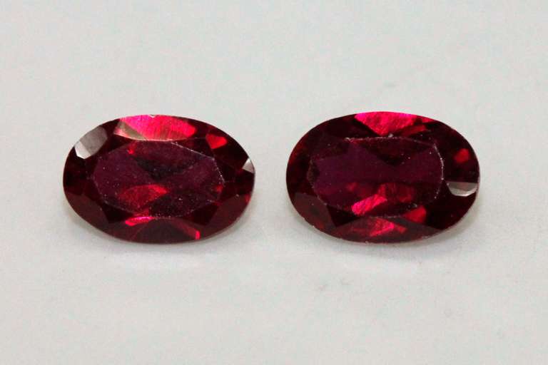 Bright Ruby Lot