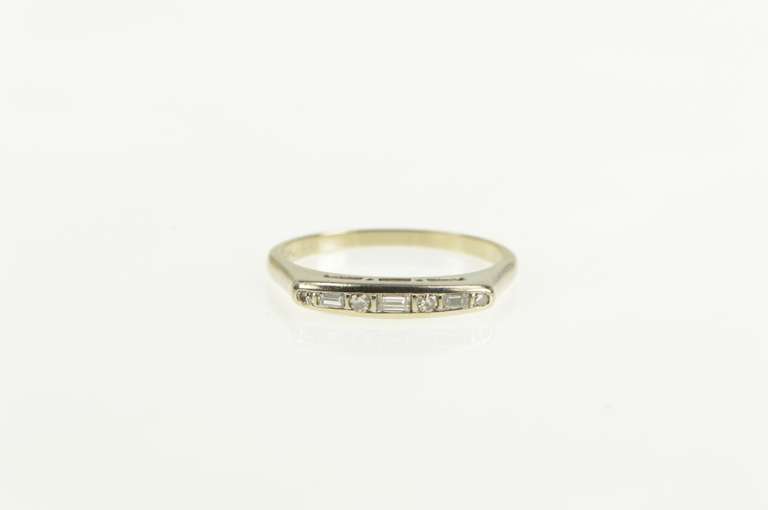14K White Gold 0.23 Ctw Baguette VS Diamond Wedding Band Ring