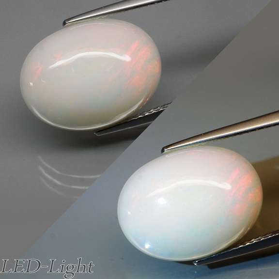 Ravishing 5.71ct snow white Welo Opal