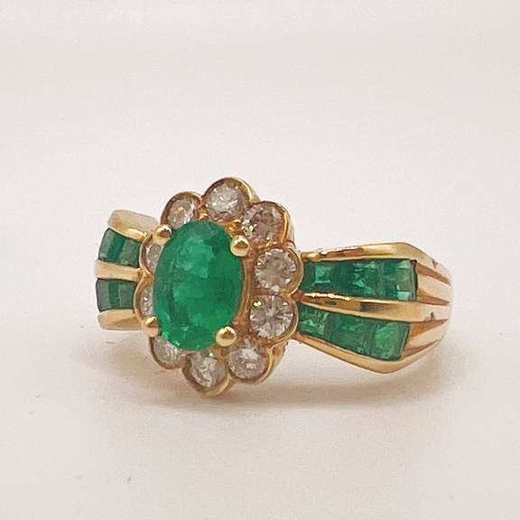 18kt Yellow Gold, Emerald, & Diamond Cocktail Ring