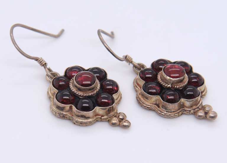 Vintage Sterling Silver Garnet Flower Style Dangle Earrings