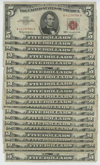 Larger lot of 21 Circulated Series of 1963 $5 Red Seal Notes