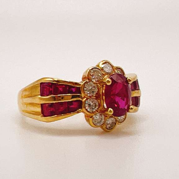 18kt Yellow Gold, Ruby, & Diamond Ring