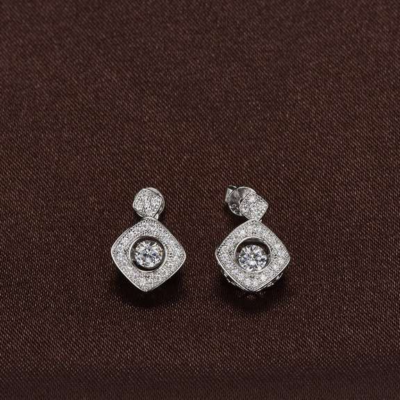 Daily wear Dancing Stone earrings