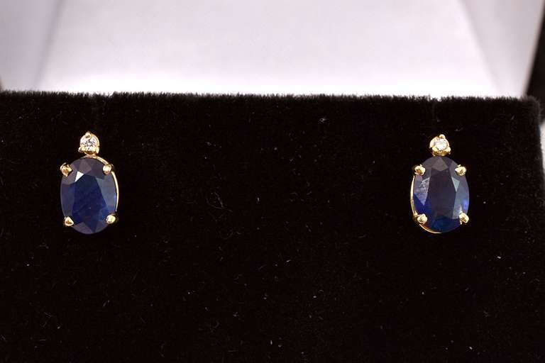 Stunning Blue Sapphire and Diamond Earrings in 14K Yellow Gold