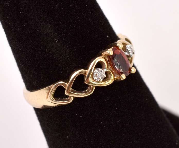 Gorgeous Garnet and Diamond Ring in Yellow Gold