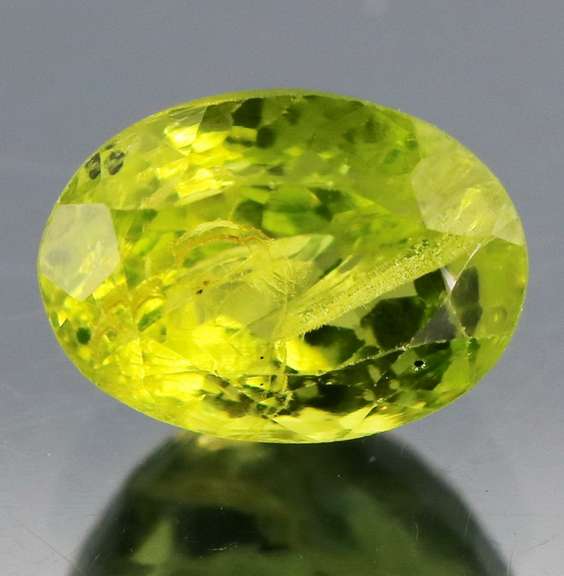 Rich lime green 3.05ct untreated Peridot