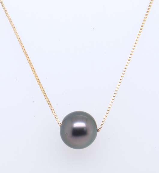 Elegant Yellow Gold Grey Pearl Slider Pendant on Chain