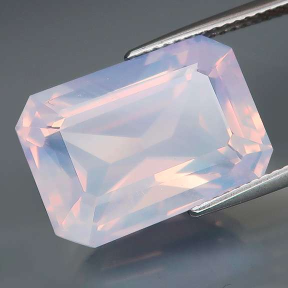 Attractive 13.49ct untreated Pearl Amethyst