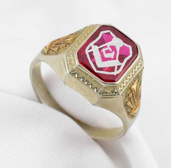 Nice White Gold Masonic Ring