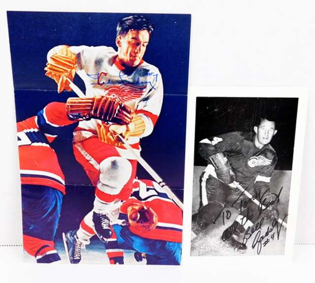 2 Detroit Red Wings Autograph Hockey Cards