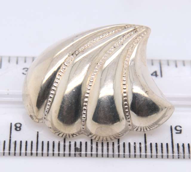 Lot of 2 Vintage 925 Sterling Silver Earrings
