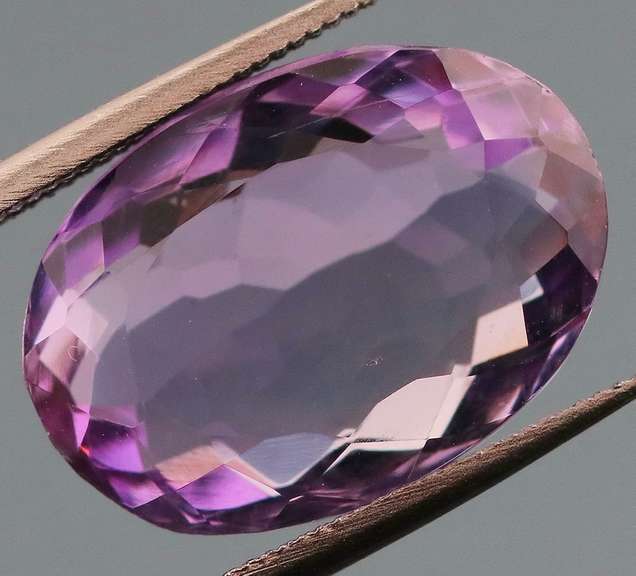 Striking 7.57ct natural violet Amethyst