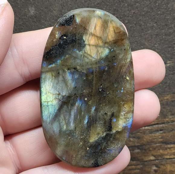 Rare blue flashing! 137.31ct Labradorite cabochon
