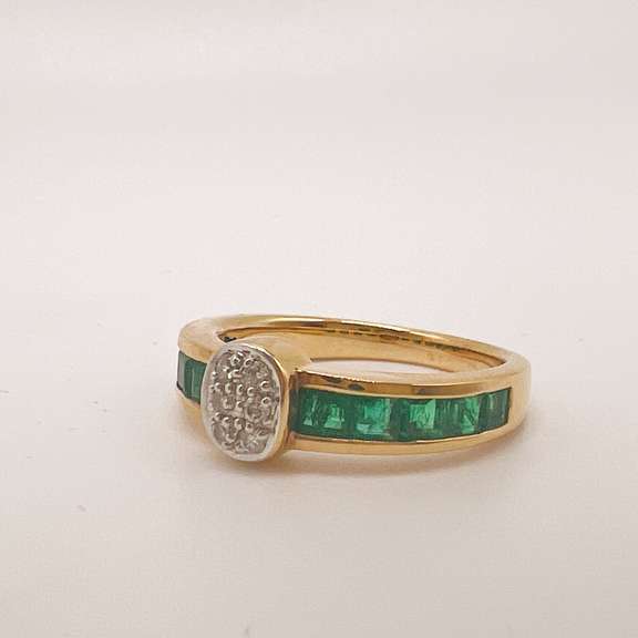 18kt Yellow Gold, Emerald, & Diamond Cocktail Ring