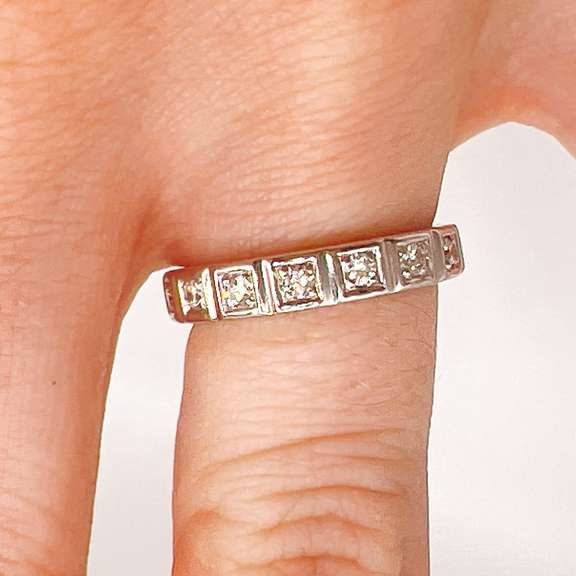 14kt White Gold & Diamond Band Ring