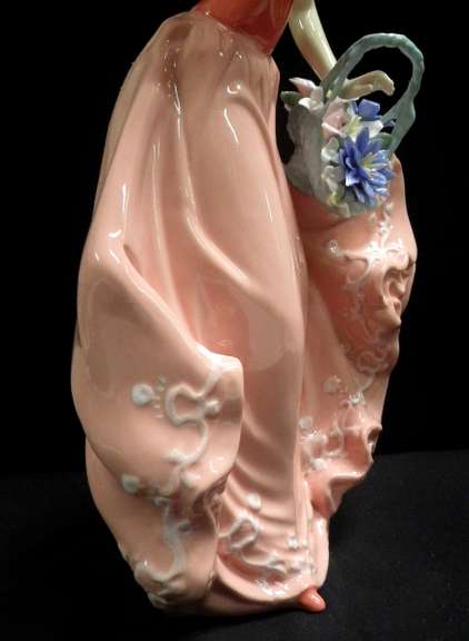 Maiden in Italian Garden 14inc Porcelain Figurine