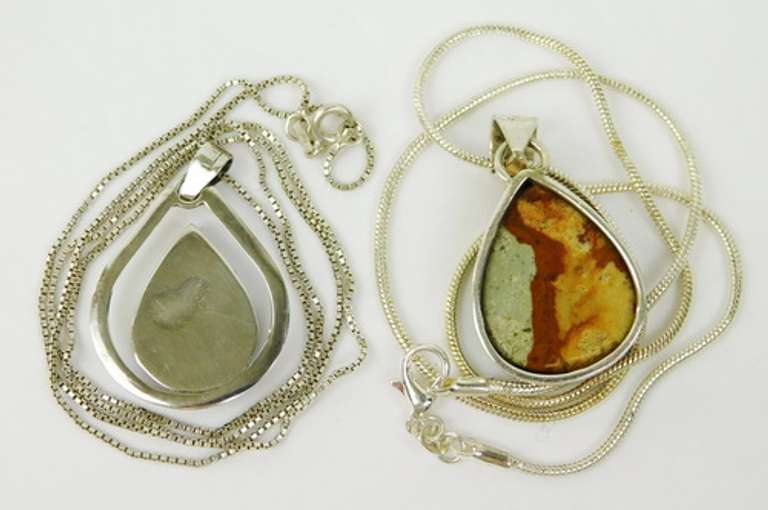 2 Fine Quality Sterling Necklaces - Malachite & Agate