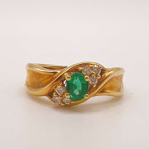 18kt Yellow Gold, Emerald, & Diamond Cocktail Ring