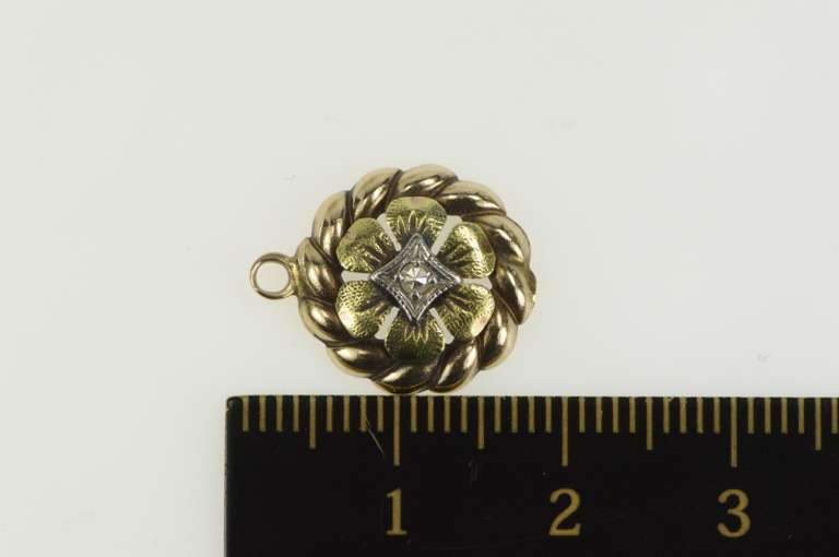 14K Yellow Gold Diamond Retro Two Tone Flower Blossom Charm/Pendant