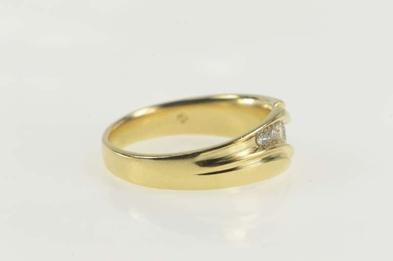 14K Yellow Gold 0.56 Ctw Diamond Wavy Men's Wedding Band Ring