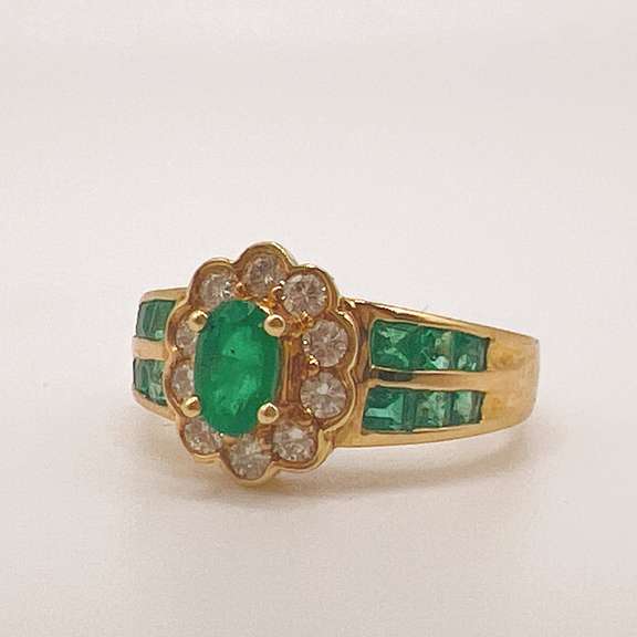 18kt Gold, Emerald, & Diamond Cocktail Ring