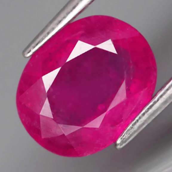 Stunning 2.17ct reddish pink Ruby